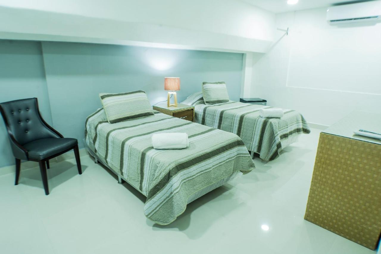 Malecon Premium Rooms & Hotel サントドミンゴ エクステリア 写真