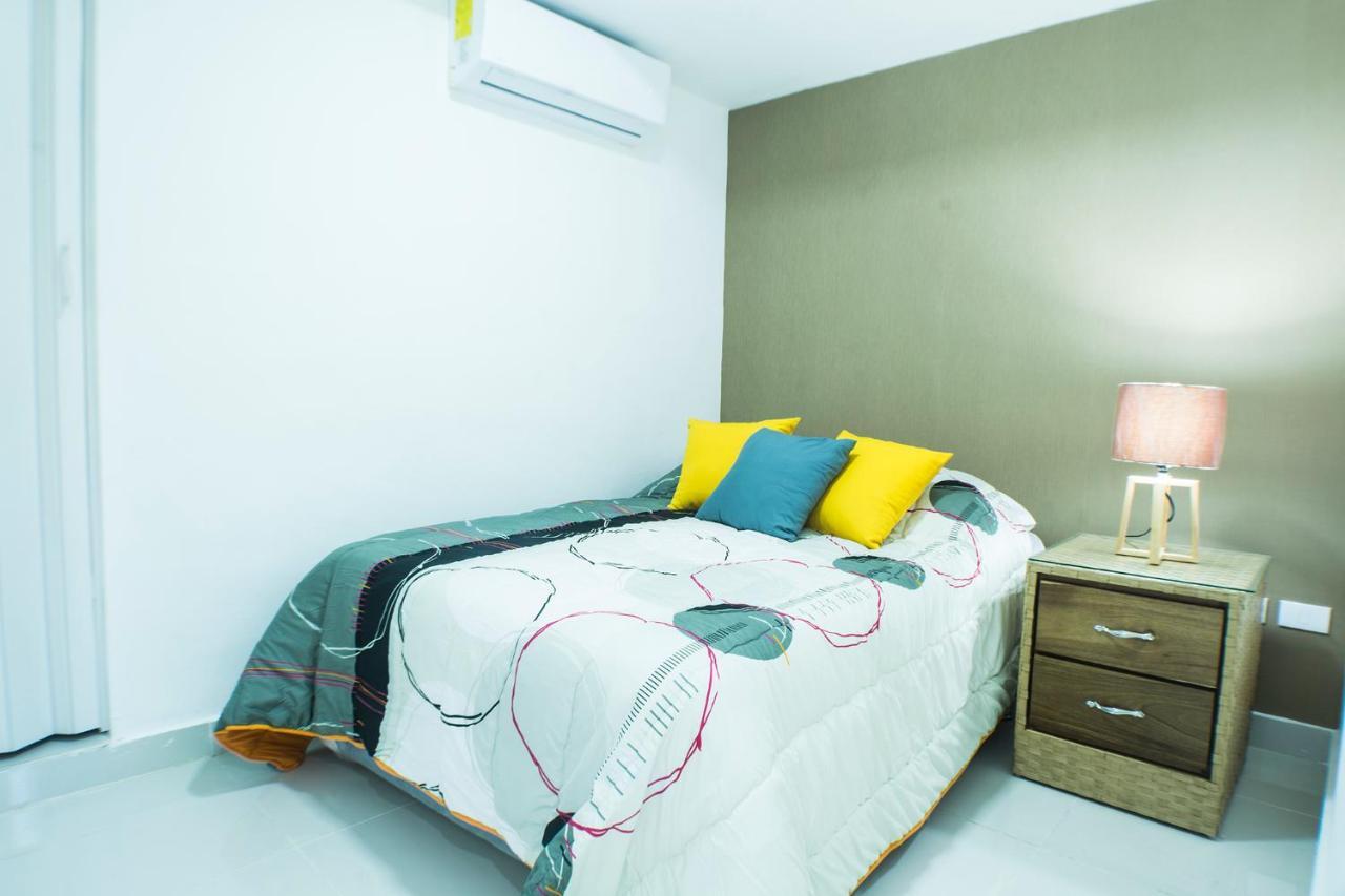Malecon Premium Rooms & Hotel サントドミンゴ エクステリア 写真